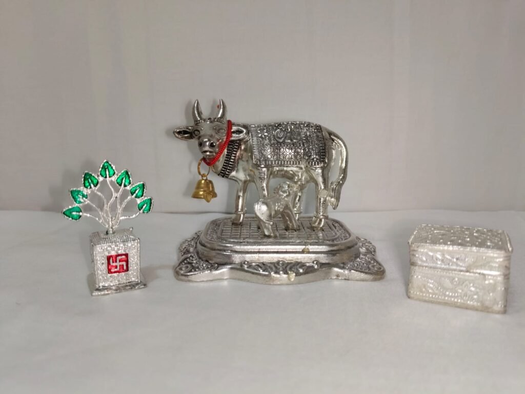 Kamdhenu Cow Silver Gift Set